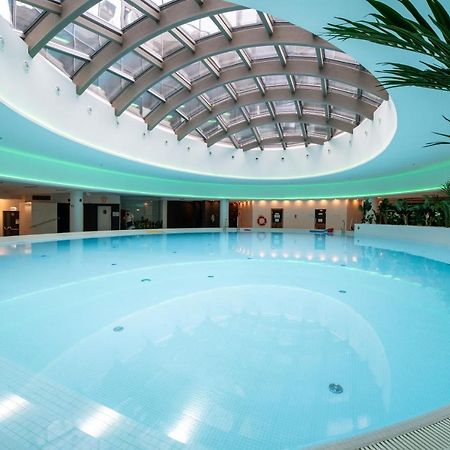 Hanza Tower Luxury 슈체친 외부 사진