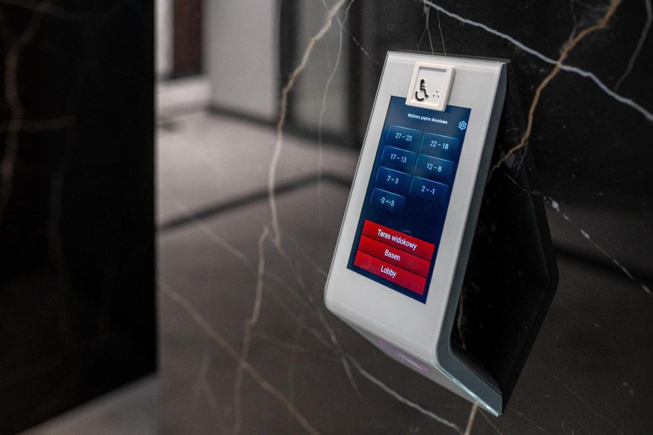 Hanza Tower Luxury 슈체친 외부 사진